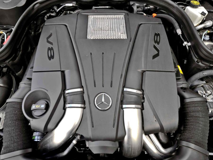  Mercedes-Benz CLS550 AMG Sports Package 2010 года  (фото 7 из 20)